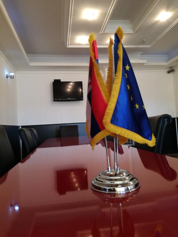 Hotel Tri Sesira Ljubovija Esterno foto
